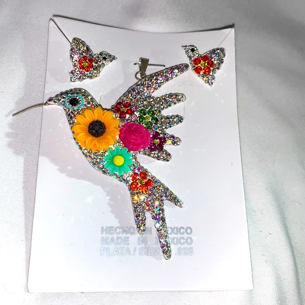 .925 Sterling Silver Set Earrings and pendant